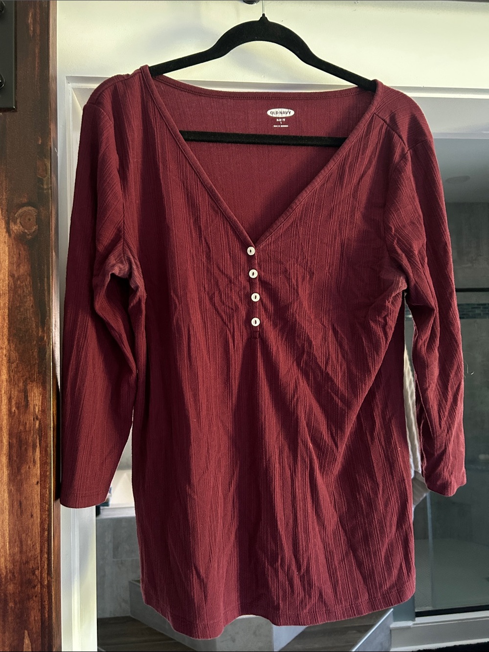 Old Navy Women's Burgundy Long Sleeve V-Neck Henley Top